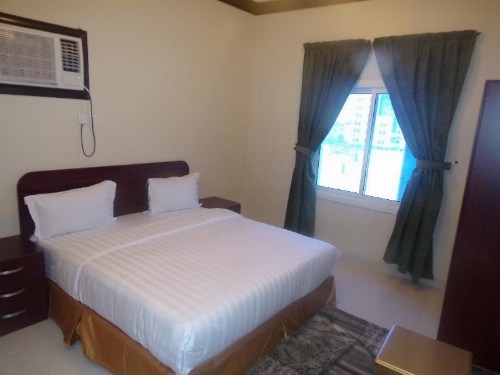 Al Aziziyah Hotel Suites